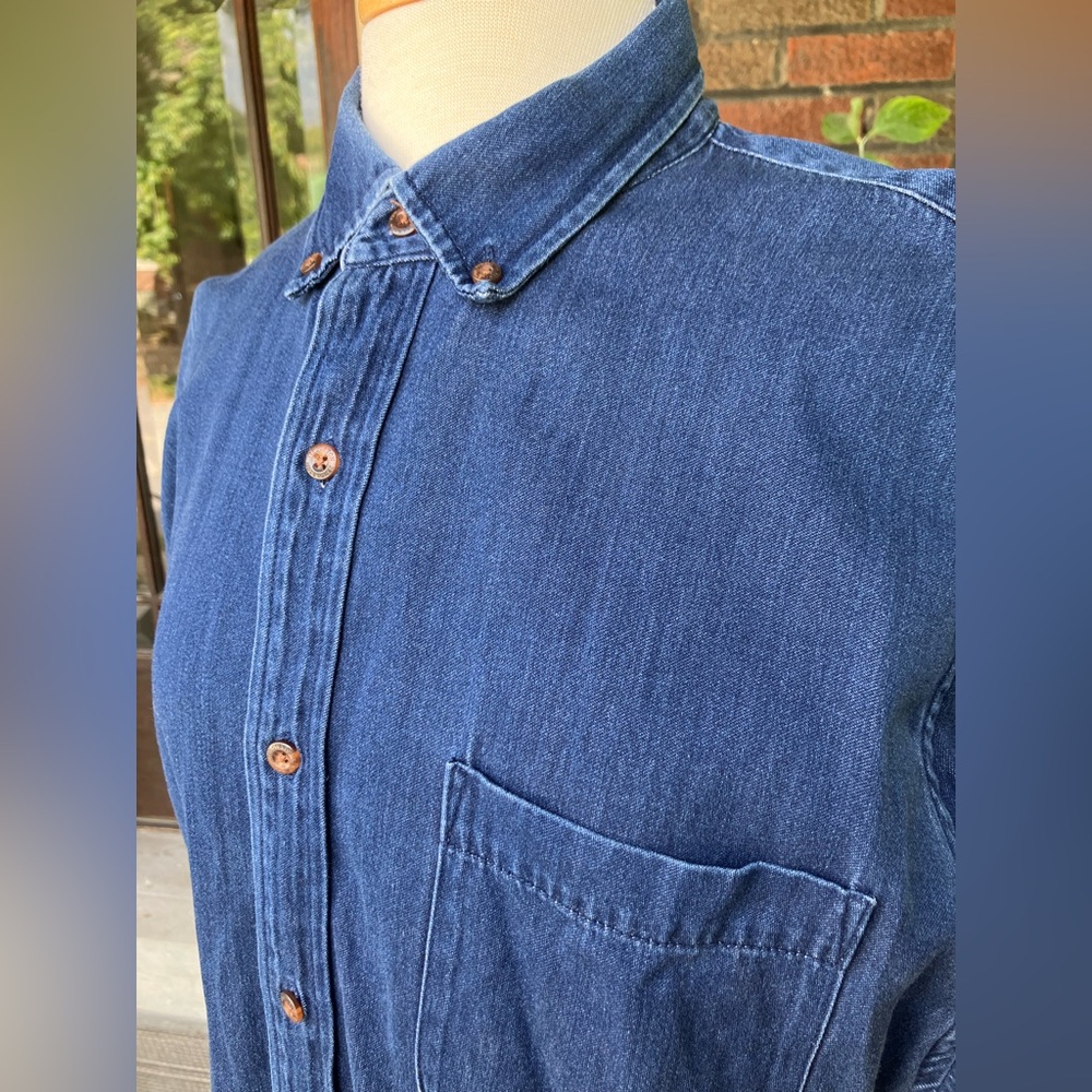 Pendleton Men’s Button Down Shirt (Sz L)